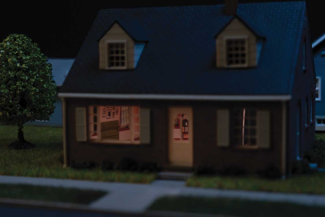PREORDER Walthers Cornerstone HO 933-B3774 Spaces Brick Cape Cod House Structure Kit with Interior Lighting & Detail Insert