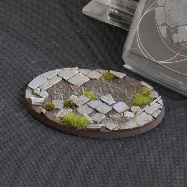 Gamers Grass Battle Ready Bases - Temple - Oval 105mm (x1)