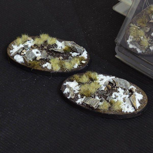 Gamers Grass Battle Ready Bases - Winter - Oval 90mm (x2)