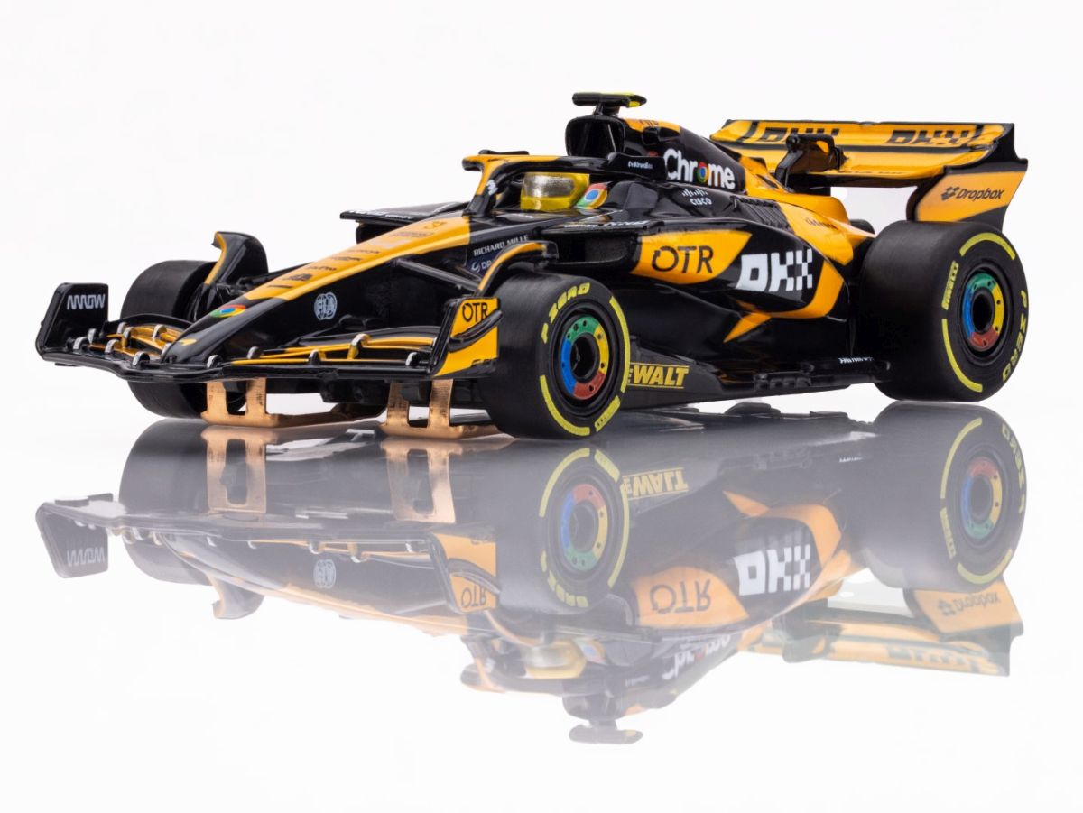 AFX 22103 McLaren F1 MCL38 #4 AU 2024