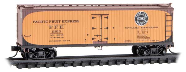 Micro-Trains 4900962 40' Double-Sheathed Wood Reefer with Vertical Brake Wheel, Ready to Run, Pacific Fruit Express #11013