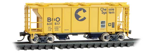 Micro-Trains 9500091 PS-2 2-Bay Covered Hopper, Ready to Run, Chessie System B&O #631517