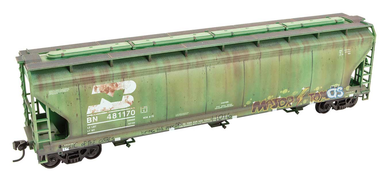 Micro Trains Line 2000 004 HO ACF 47' 3-Bay Center-Flow Covered Hopper - Kit - Grit N Grime -- Burlington Northern #481170 (Weathered, Cascade Green, graffiti) (Copy)