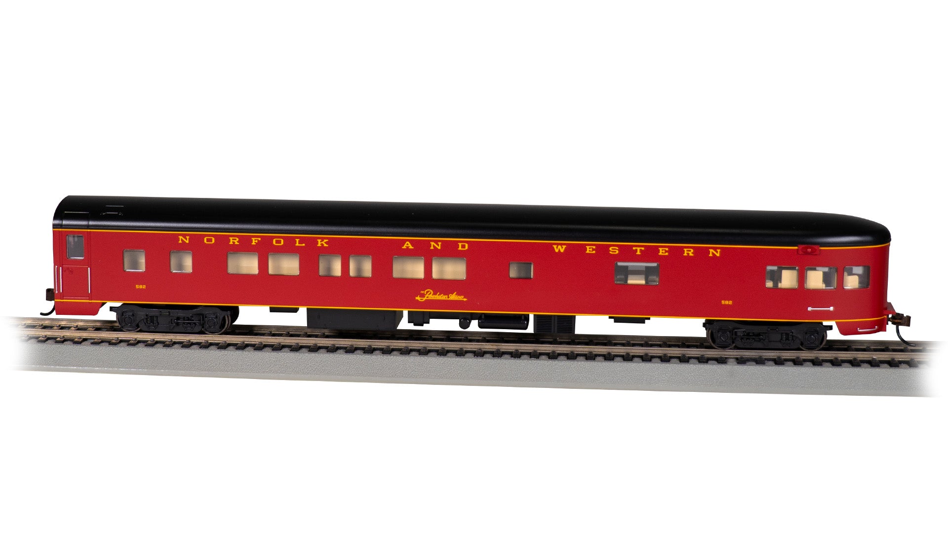 Bachmann HO 14314 85' Smooth-Side Observation Car, Norfolk & Western #582