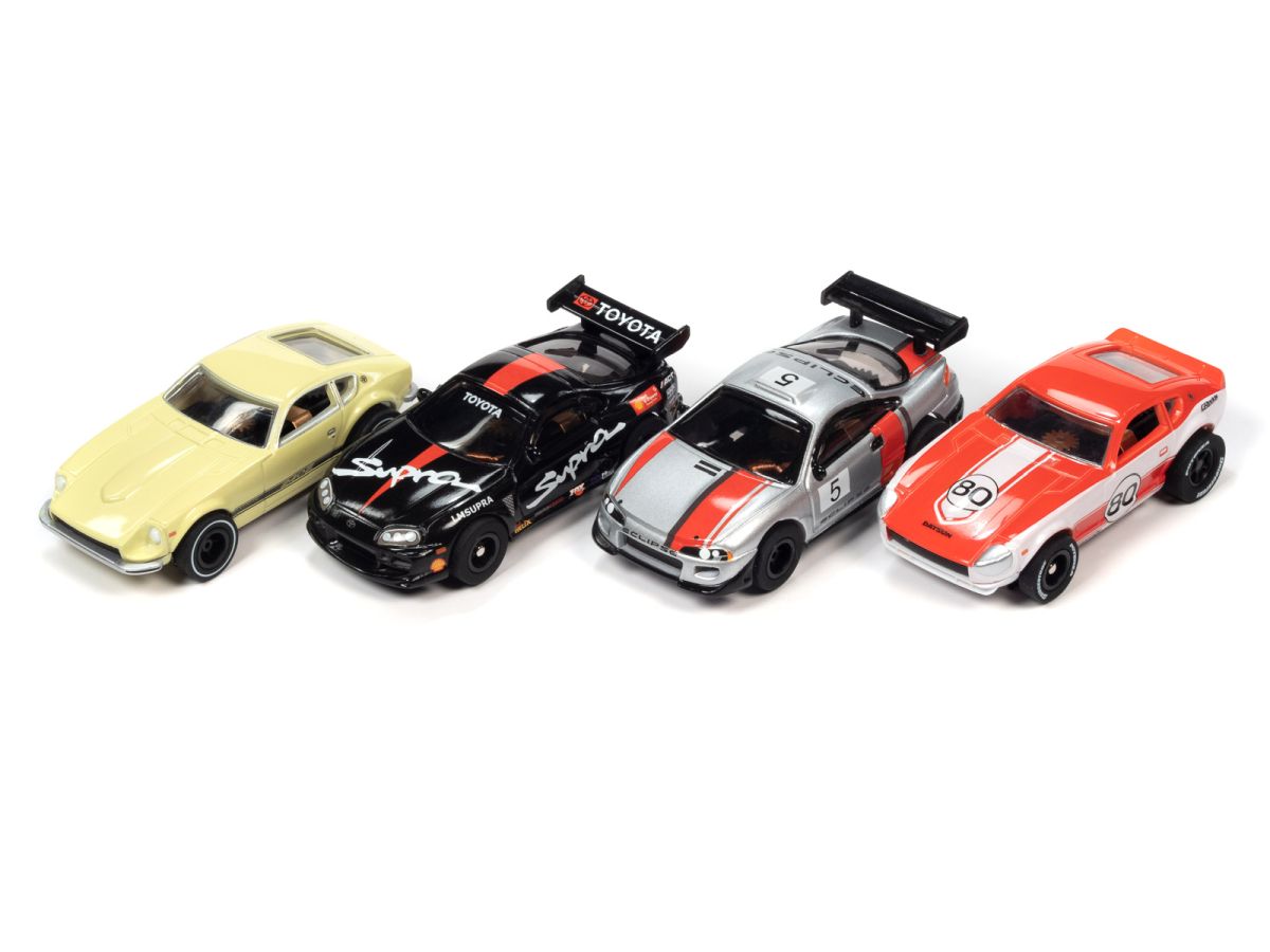 Auto World SC391 Import Heat - X-Traction1973 Datsun 240Z Covered Headlights1