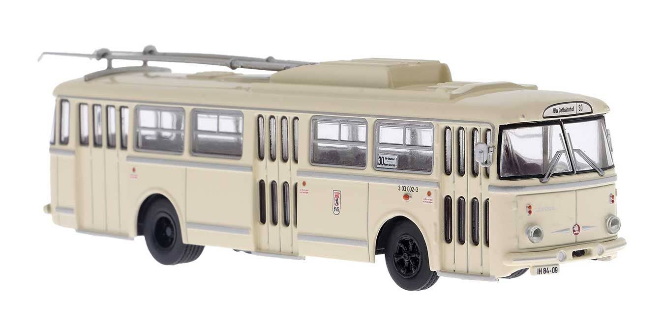 PREORDER Brekina HO 61351 1962 Skoda Tr9 Obus Electric Trolley Bus, Berlin Germany | 46.79