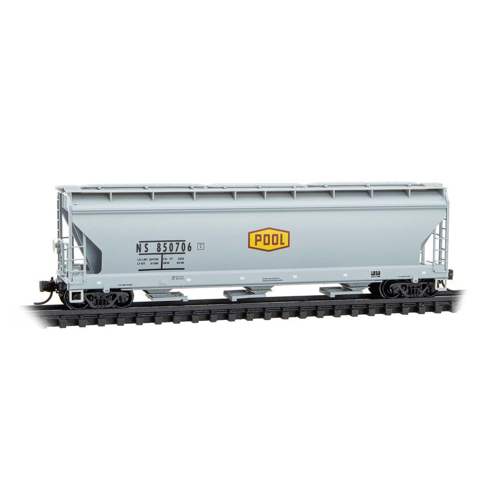 Micro-Trains N 09400980 3-Bay Covered Hopper, Norfolk Southern #850706
