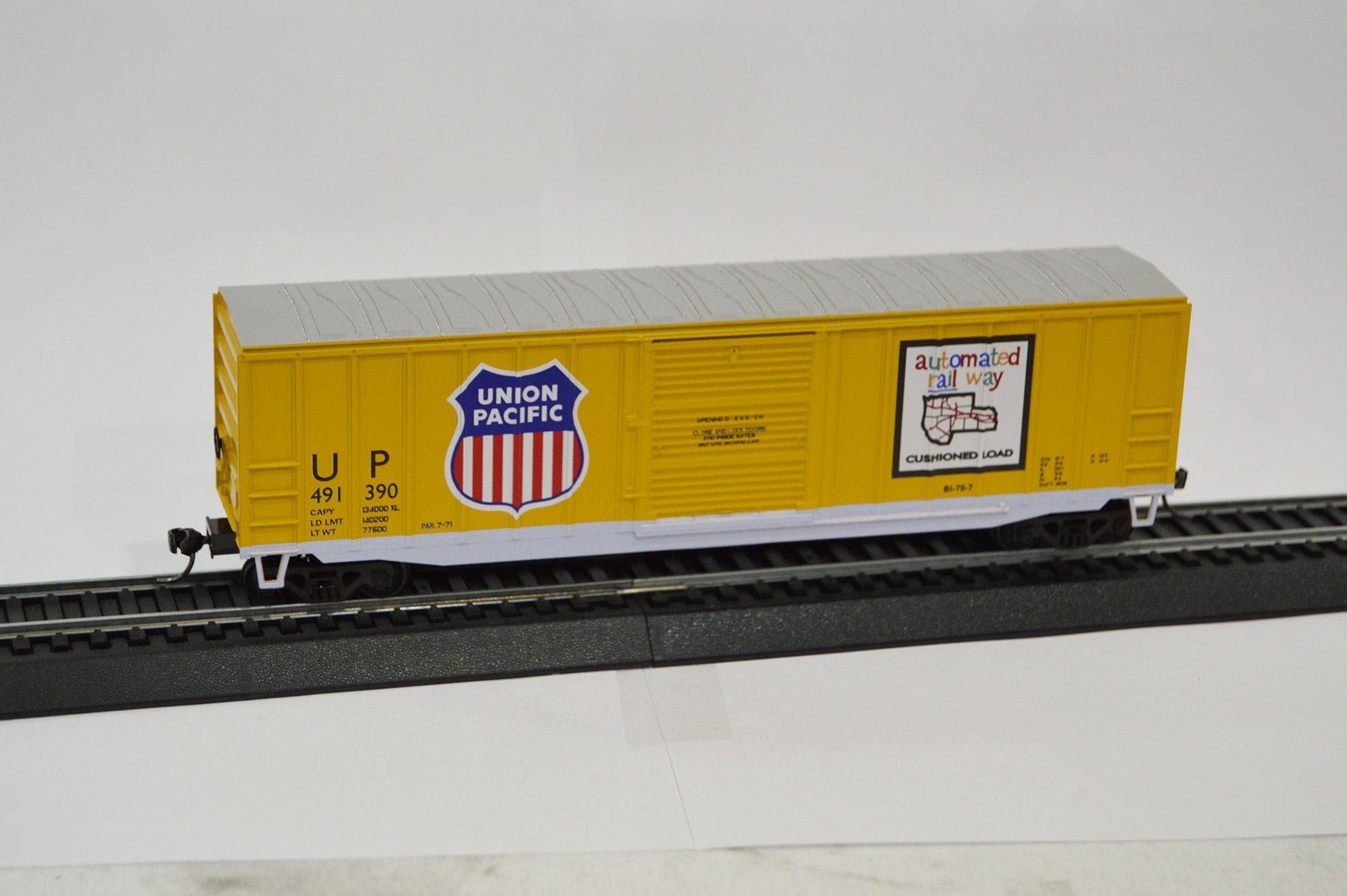 Value Trains USA HO 10083 Boxcar, Union Pacific Automated Railway #491390