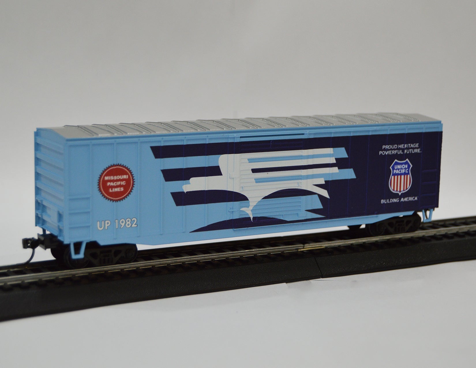 Value Trains USA HO 10002 Boxcar, Missouri Pacific