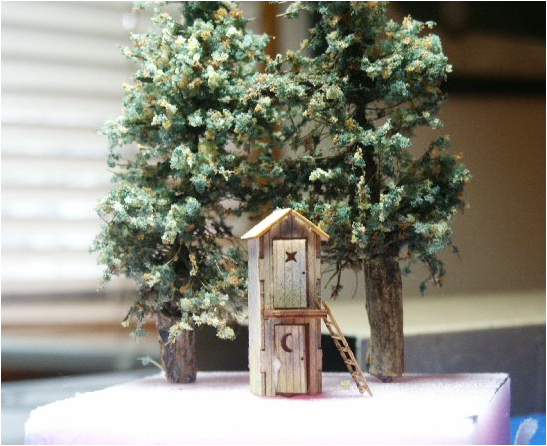 RSlaserKits 3007 Unique Split-Level Outhouse, N Scale