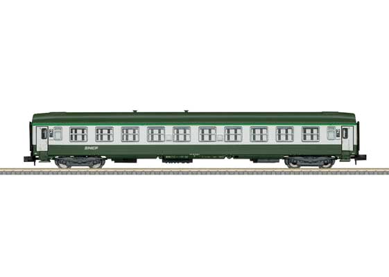 PREORDER Minitrix N T18466 Type B10 2nd Class Coach, French State Railways