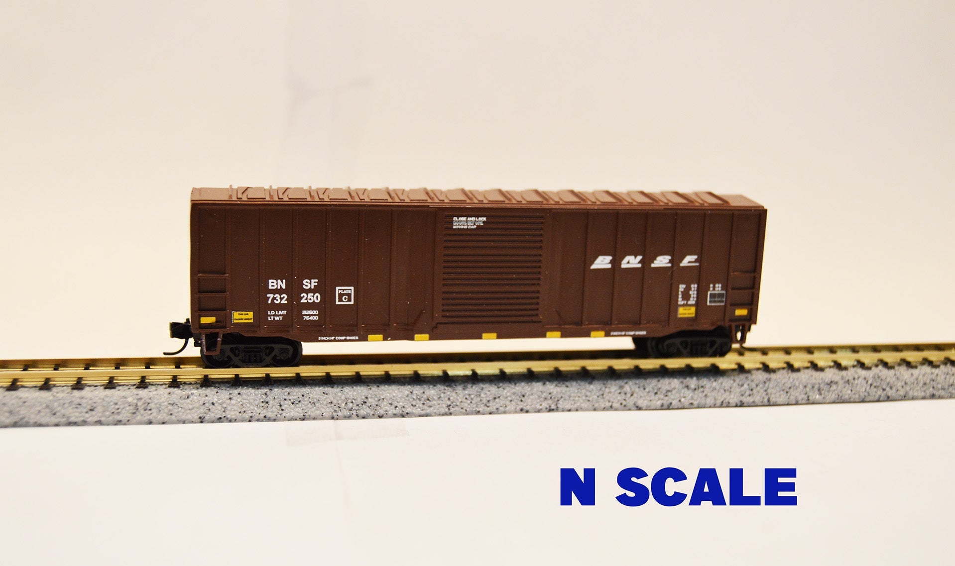 Value Trains USA N N10201 Boxcar, Burlington Northern Santa Fe