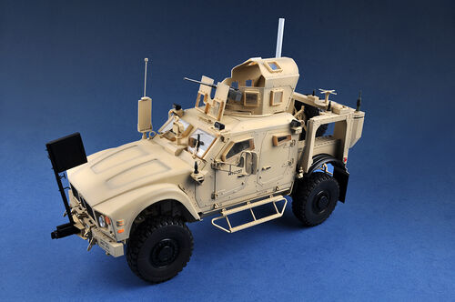 Trumpeter 7413 M1240 M-ATV MRAP 1:72