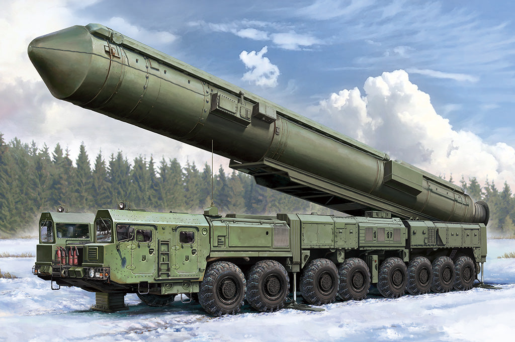 Hobby Boss 1/72 15U175 TEL of RS-12M1 Topol-M ICBM Complex