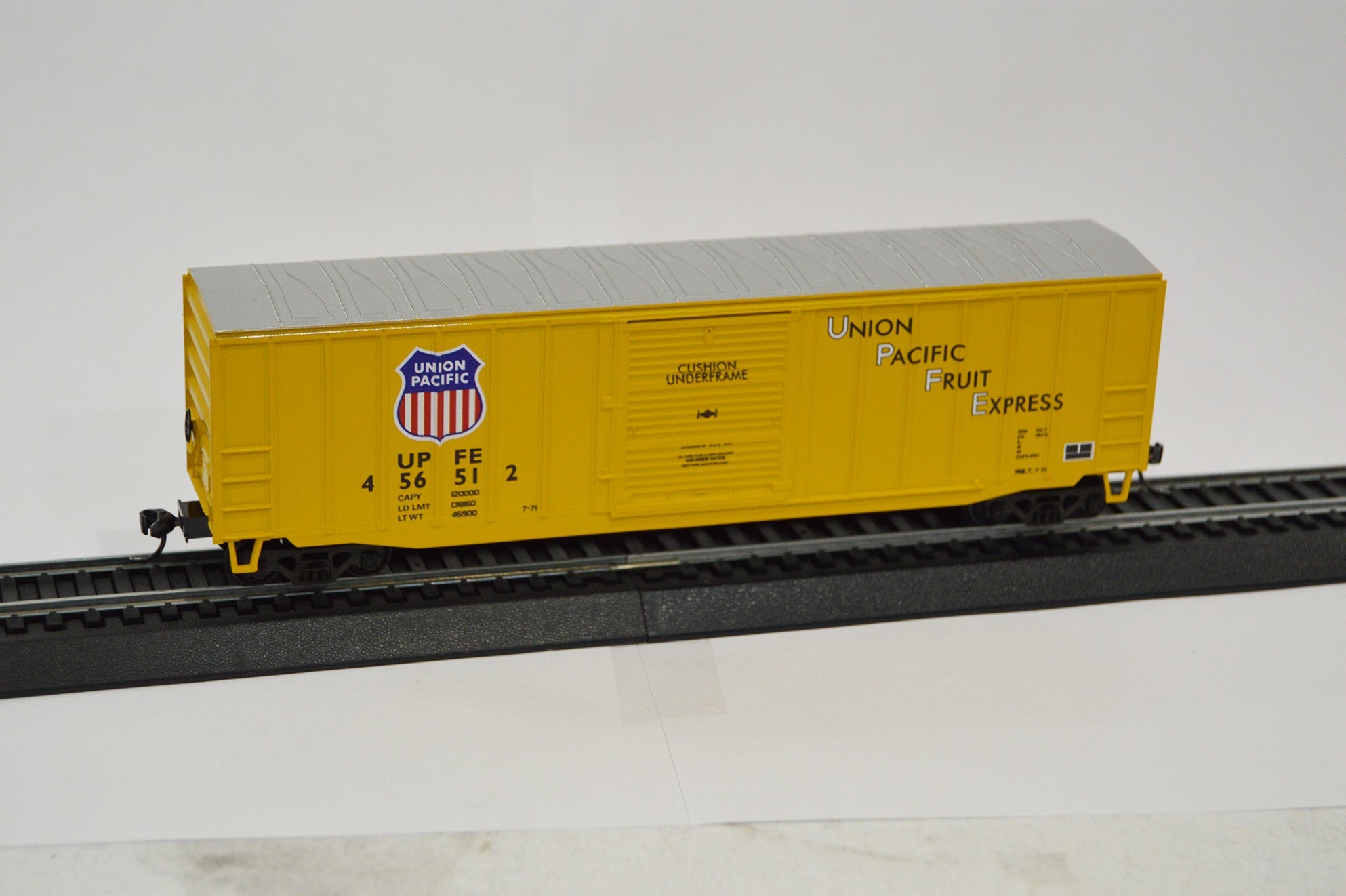 Value Trains USA HO 10085 Boxcar, Union Pacific Fruit Express #45612