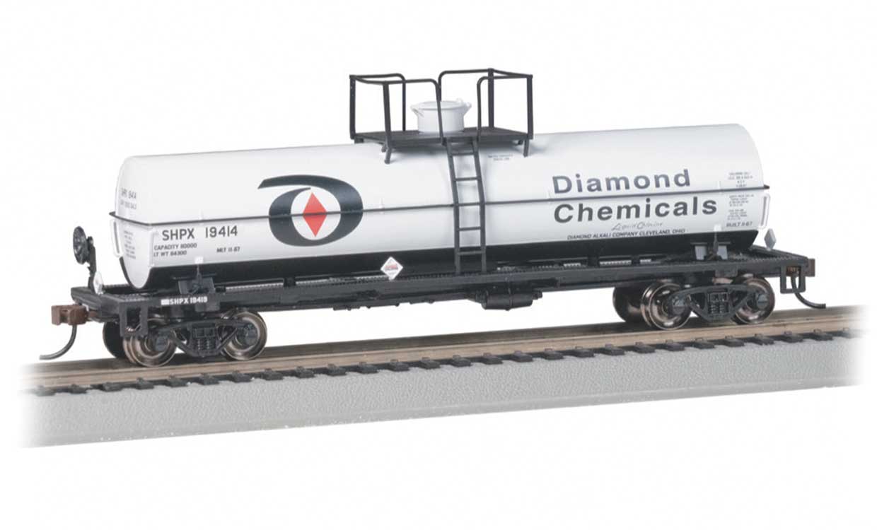Bachmann Trains HO 75805 Small Dome Chemical Tank Car, Diamond Chemicals #19414