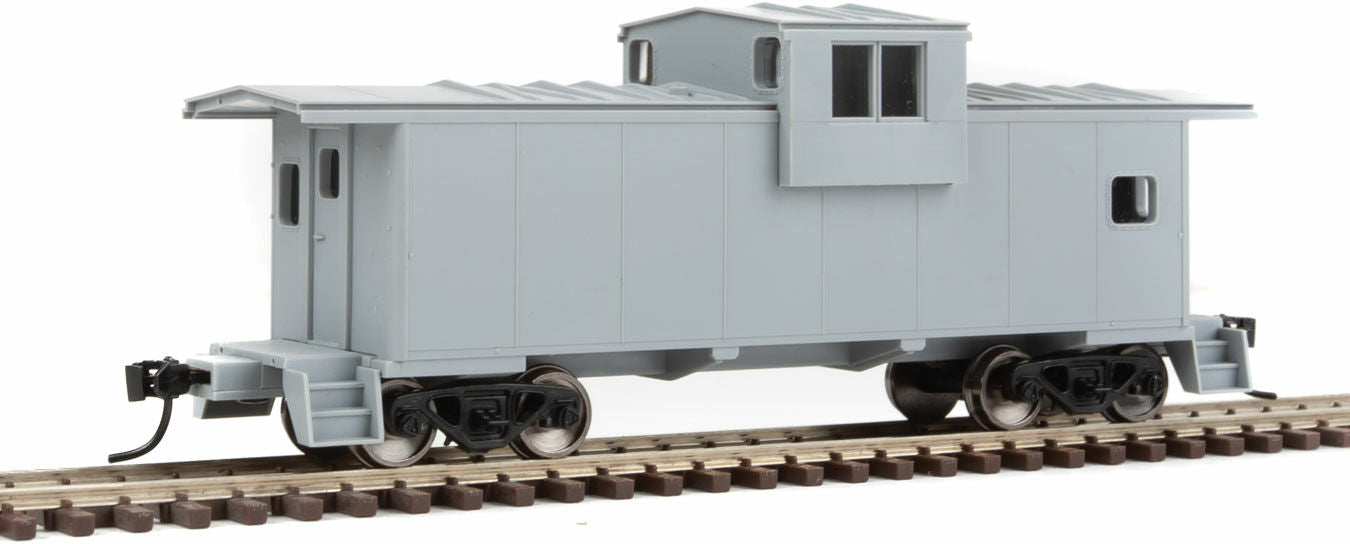 Walthers Mainline HO 910-8700 International Extended Wide-Vision Caboose, Undecorated
