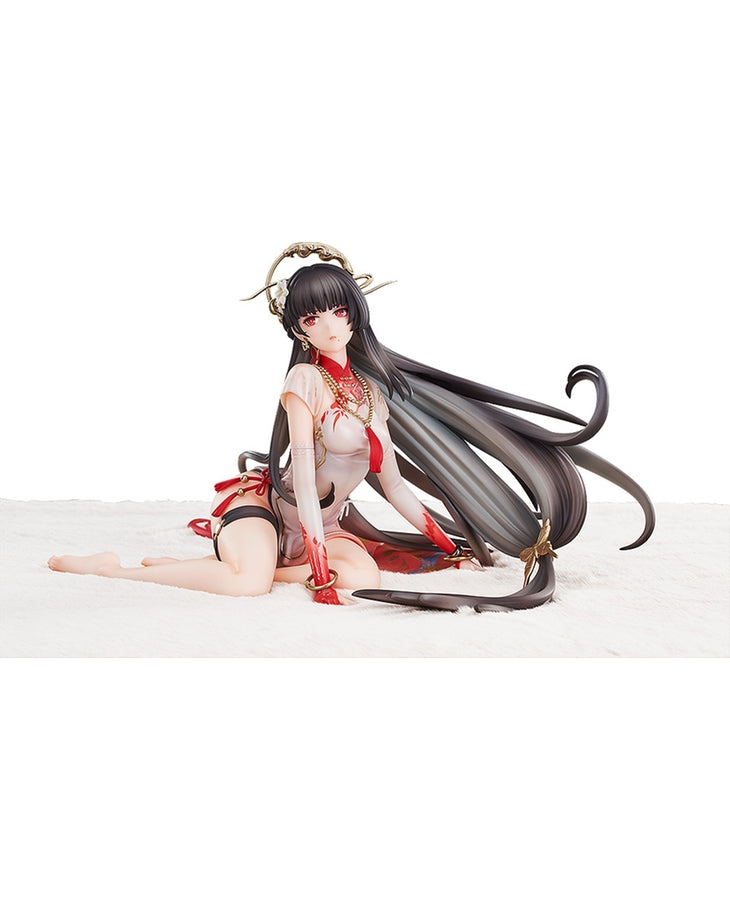 Good Smile Company Punishing Gray Raven Series Qu Crimson Blessing 1/7 Scale Figure