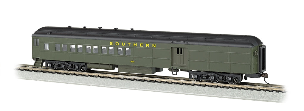 Bachmann HO 13606 72' Heavyweight Combine Car with 2-Window Door and LED Lighted Interior, Southern #654