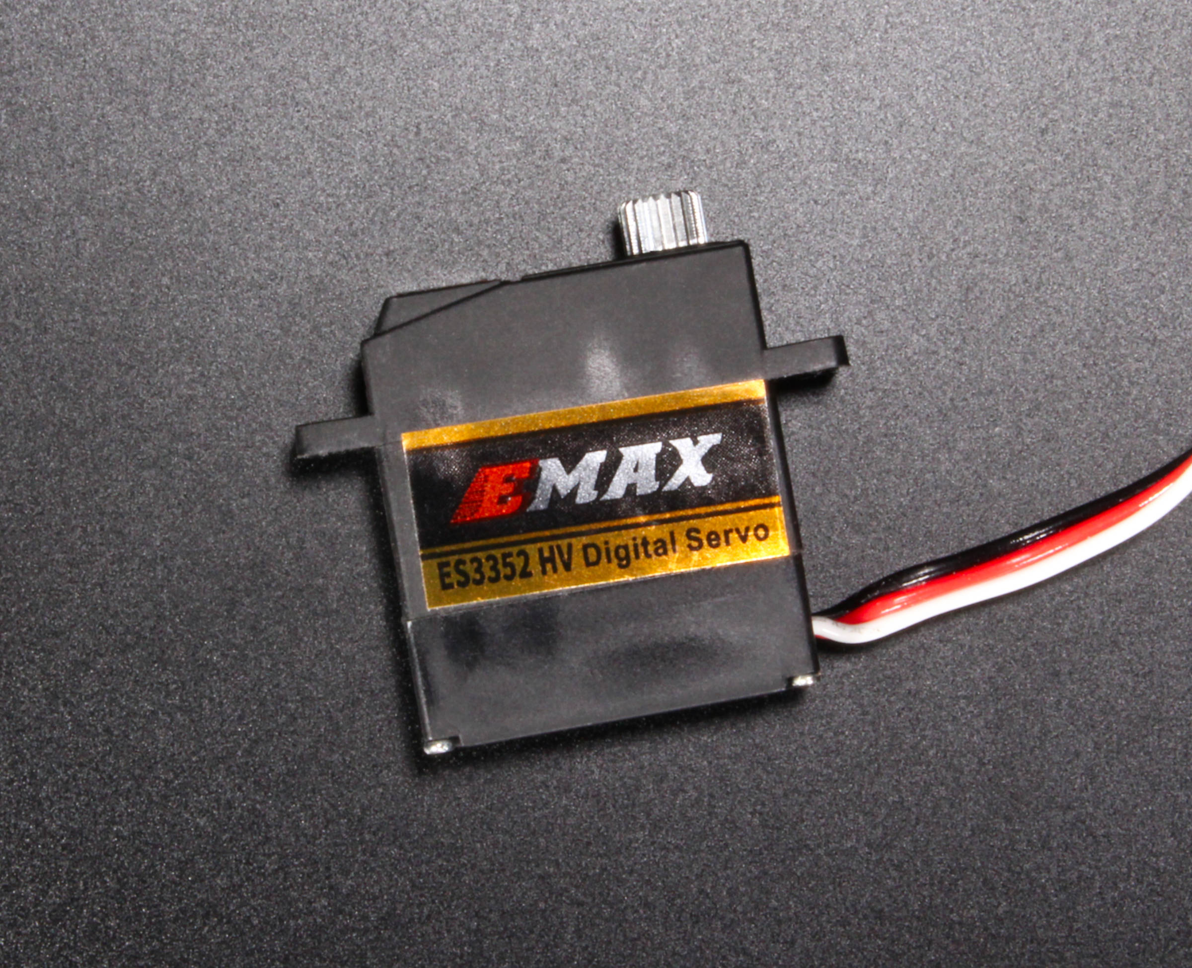 Emax ES3352 HV Thin High Voltage Digital Servo - 2.4Kg (33.3 oz in), .13-sec - 12.4 Grams