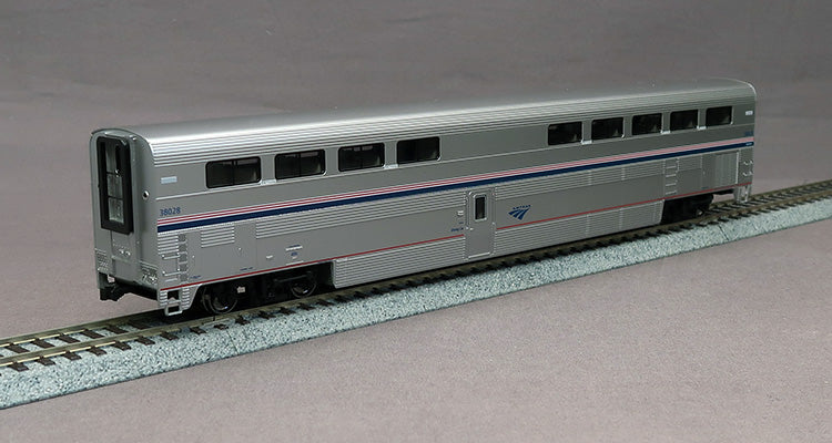 PREORDER Kato HO Superliner I Diner with Interior Lighting, Amtrak Phase VI #38004
