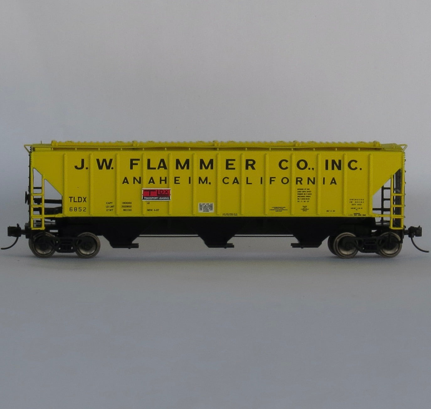 Trainworx N 24475-02 Pullman-Standard PS2-CD 4427 High-Side Covered Hopper, JW Flammer TLDX #6851