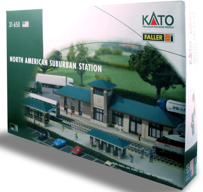 Kato N 31650 North American Suburban Station Kit | 71.10