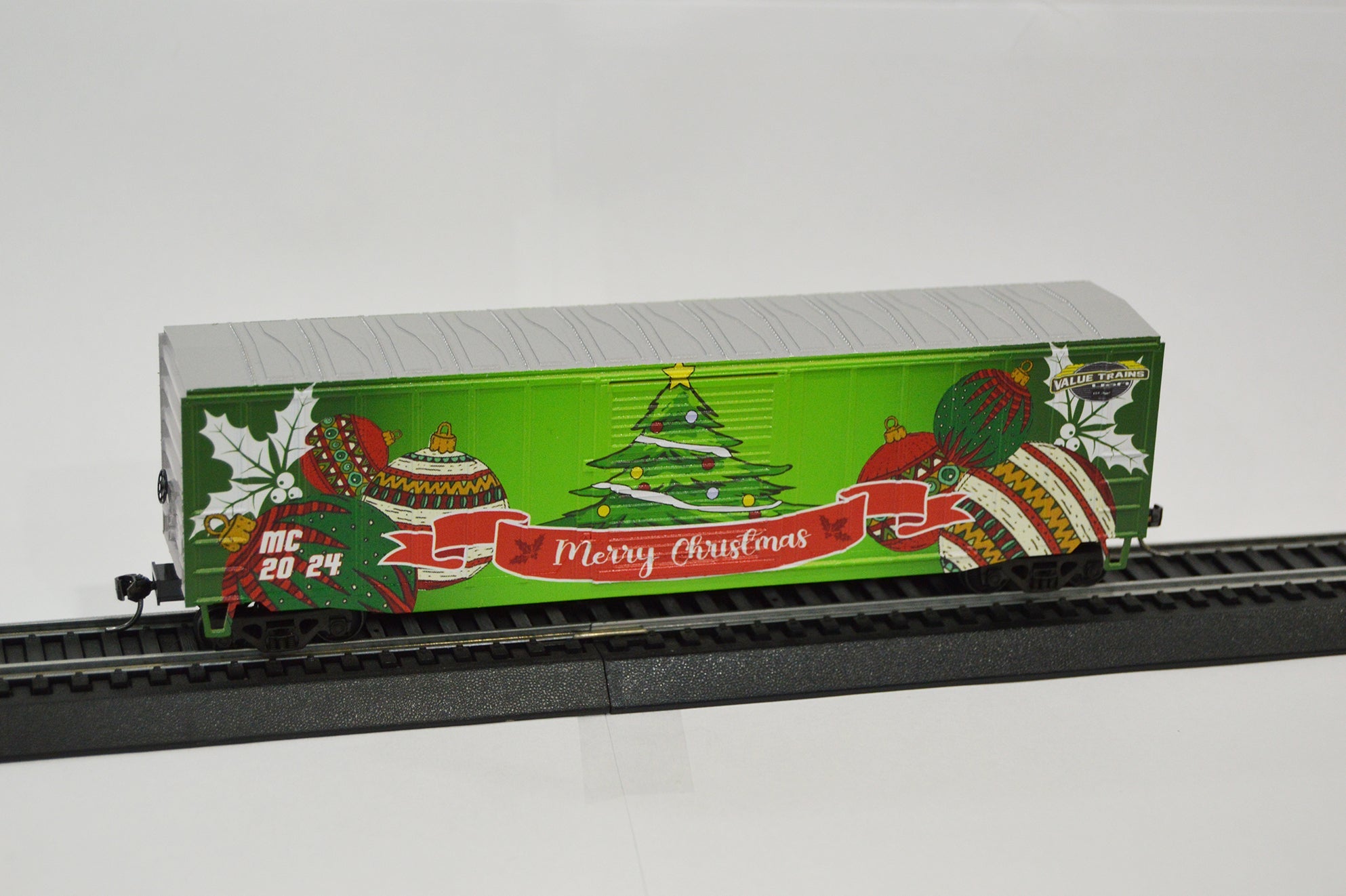 Value Trains USA HO 10106 Boxcar, Christmas Ornament 2024