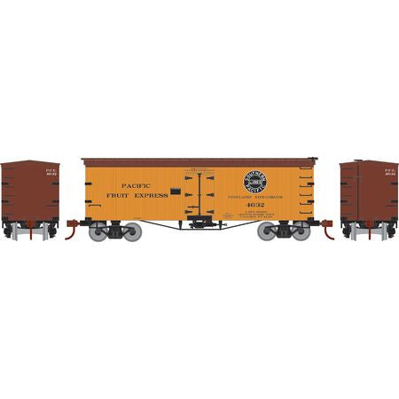 Roundhouse HO RND-1013 36' Wood Reefer, Pacific Fruit Express #4632