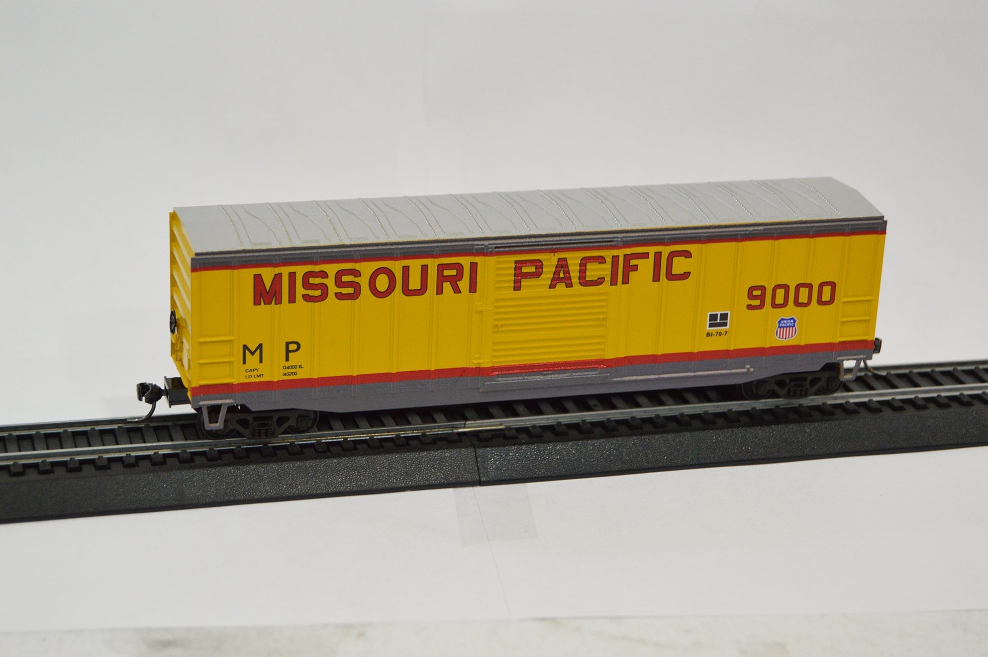 Value Trains USA HO 10084 Boxcar, Missouri Pacific #9000