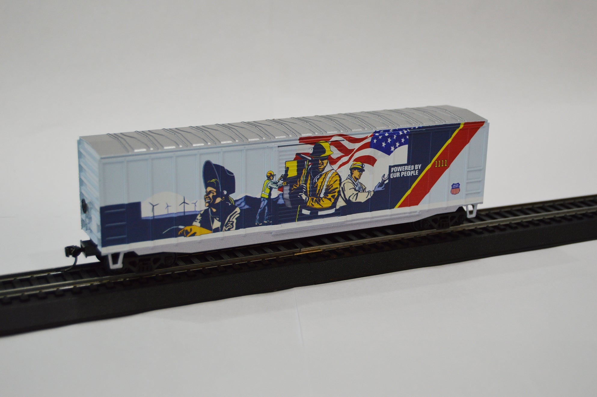 Value Trains USA HO 10054 Boxcar, Union Pacific Powered By Our People