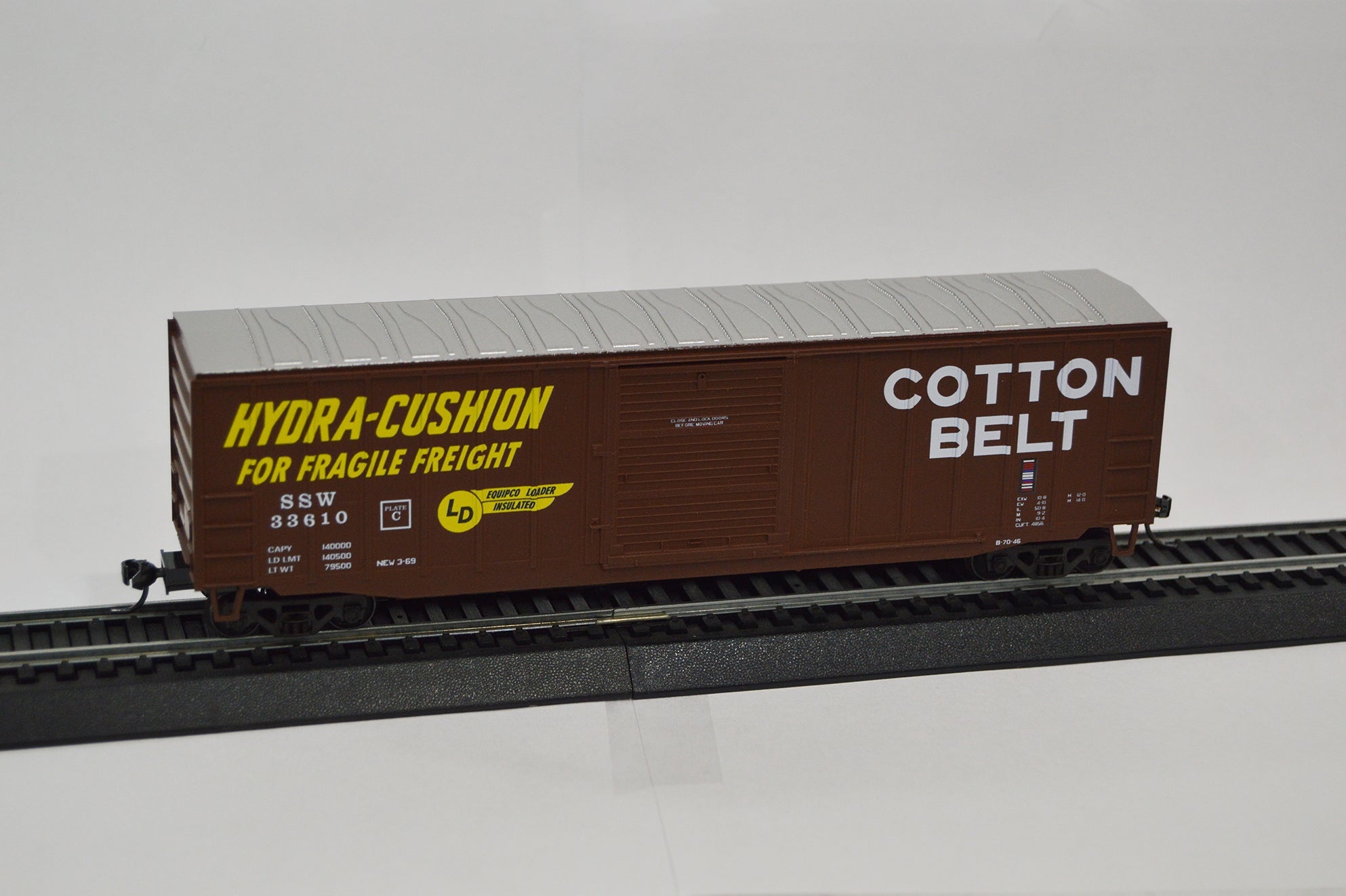 Value Trains USA HO 10086 Boxcar, Cotton Belt Hydra-Cushion #67670
