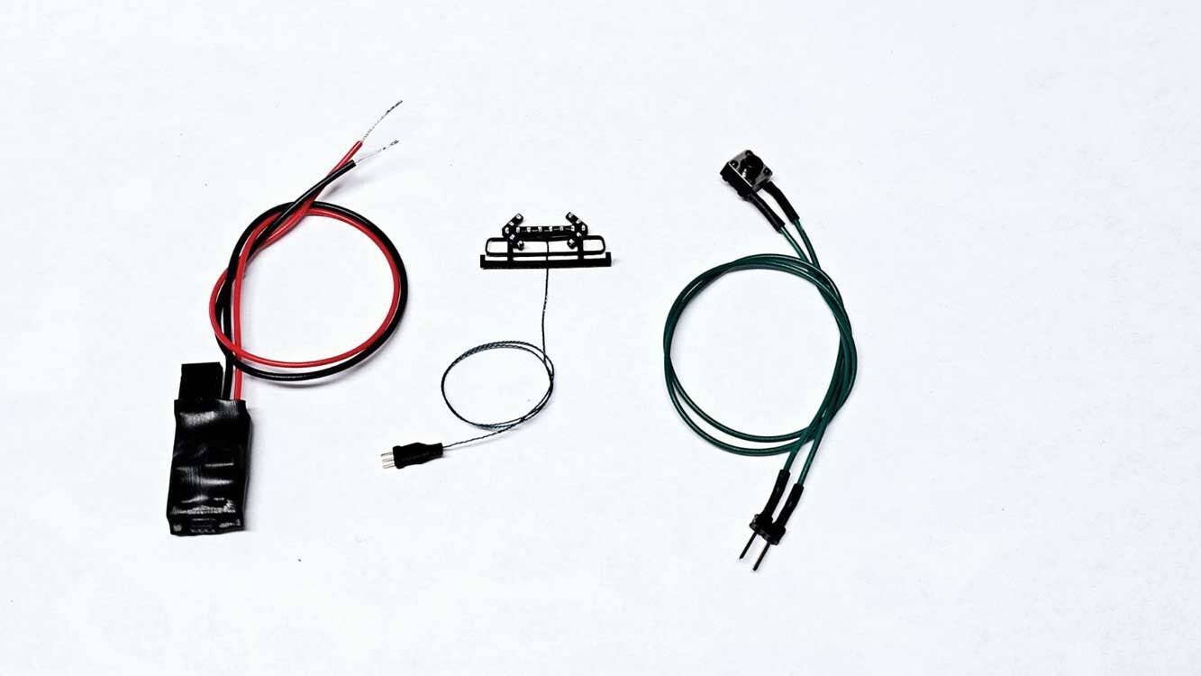 PREORDER East Coast Circuits HO 9508 Arrow Board Stick Sign with Headache Rack, Atlas & River Point Station Pickup Trucks