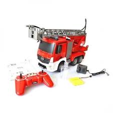 Double Eagle 527 R/C Mercedes Antos Fire Truck 1:20