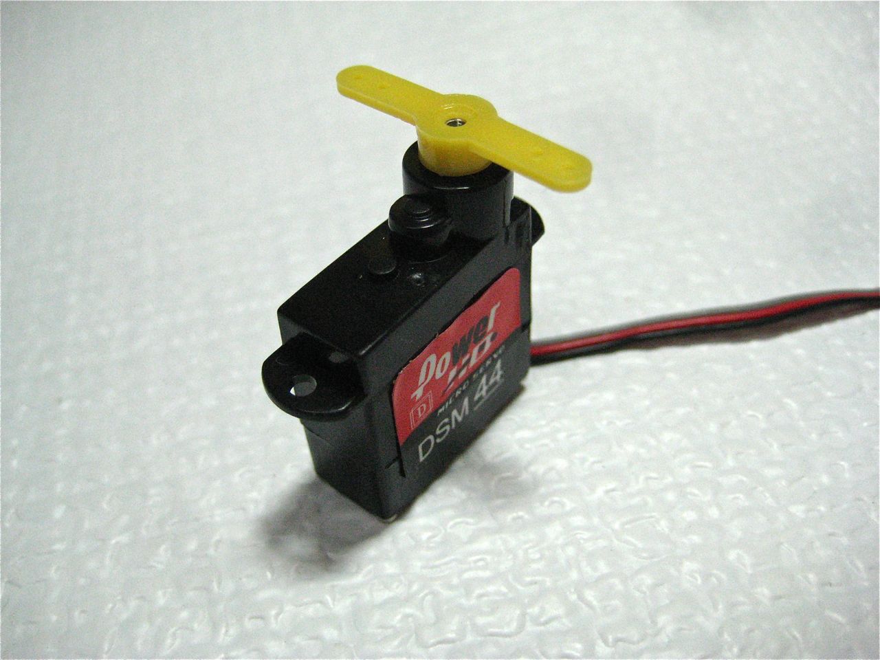 Power HD DSM44 - Slim Digital Servo - 1.6Kg-cm (22.22 oz-in), 0.07 sec - 6g