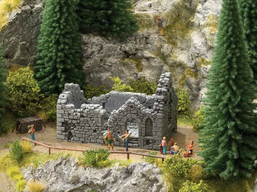 Noch HO 58611 Hard-Foam Chapel Ruins Assembled