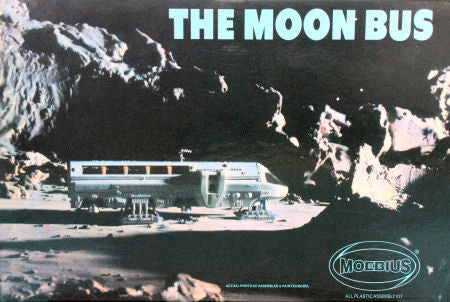 Moebius Models 2001-1 2001 Moon Bus 1:50