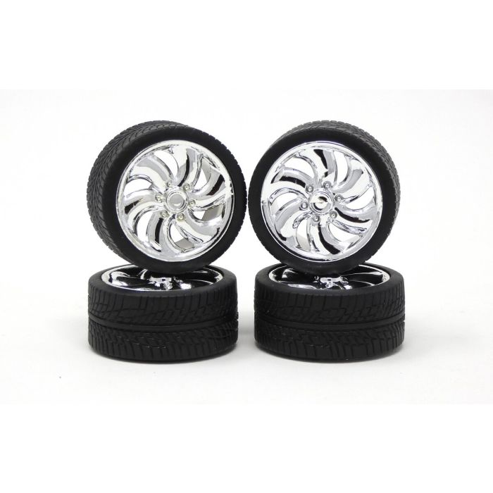 Pegasus Hobbies 1218 Chrome Cyclone Rims w/Tires