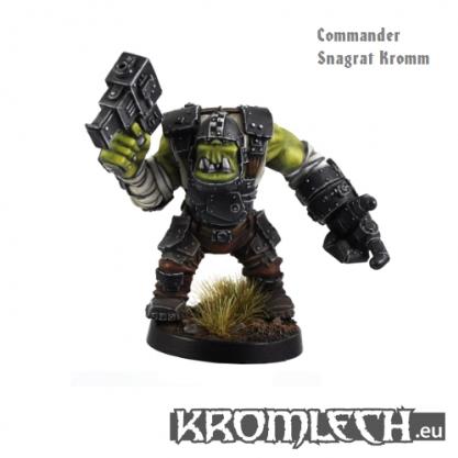 Kromlech Miniatures: Snagrat Kromm, Orc Commander (1)