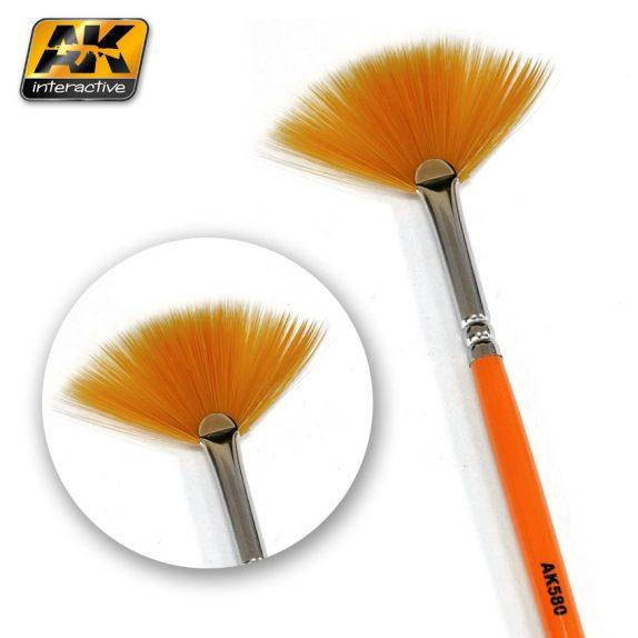 AK-Interactive: (Brushes) Weathering Brush Fan Shape