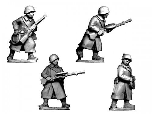 Crusader Miniatures: Russian LMG Teams in Greatcoats (4)