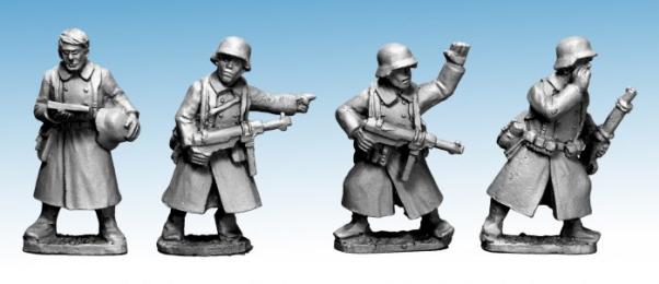 Crusader Miniatures: German Infantry in Greatcoats (Command) (4)