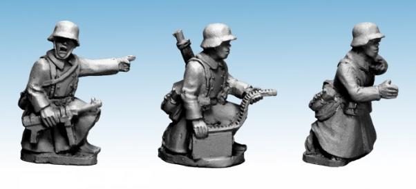 Crusader Miniatures: German Infantry in Greatcoats (HMG) (3)