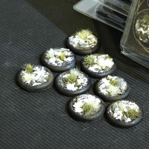 Battle Ready Bases: Winter RoundLip 30mm (x8)