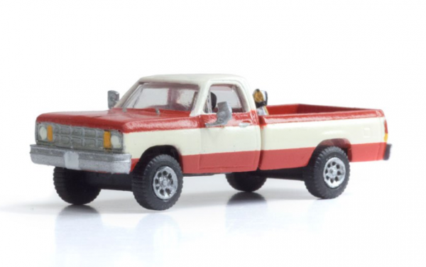 Woodland Scenics HO Modern Era Vehicles: Two-Tone Truck