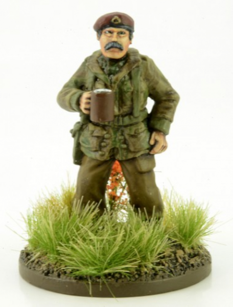 Crusader Miniatures: British Paratrooper General with Tea