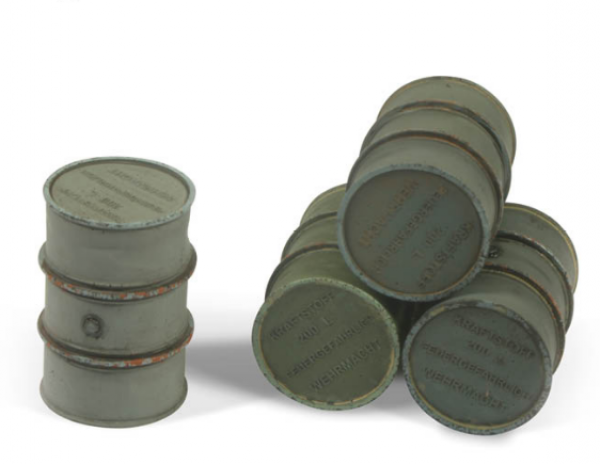 Vallejo Scenery: Wehrmacht Fuel Drums (x4)