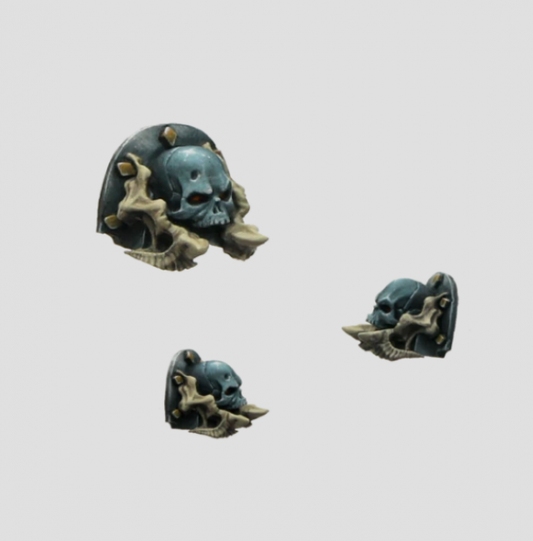 MaxMini: Skull Shoulder Pads (10)