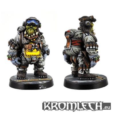 Kromlech Miniatures: Orc Pilot (1)