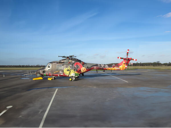 Revell 3806 Sea Lynx Mark 88 40 Year Special Edition 1:32